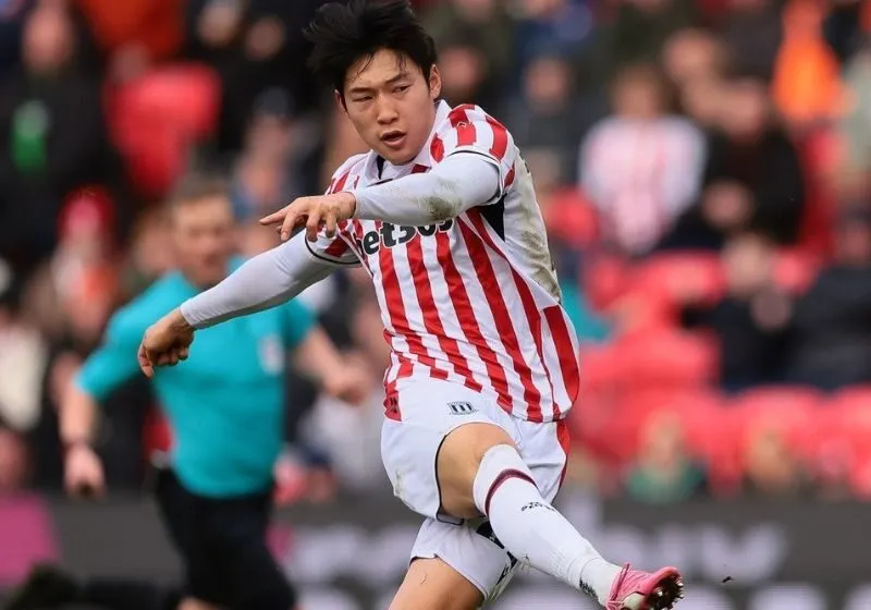 đánh giá về bae jun-ho