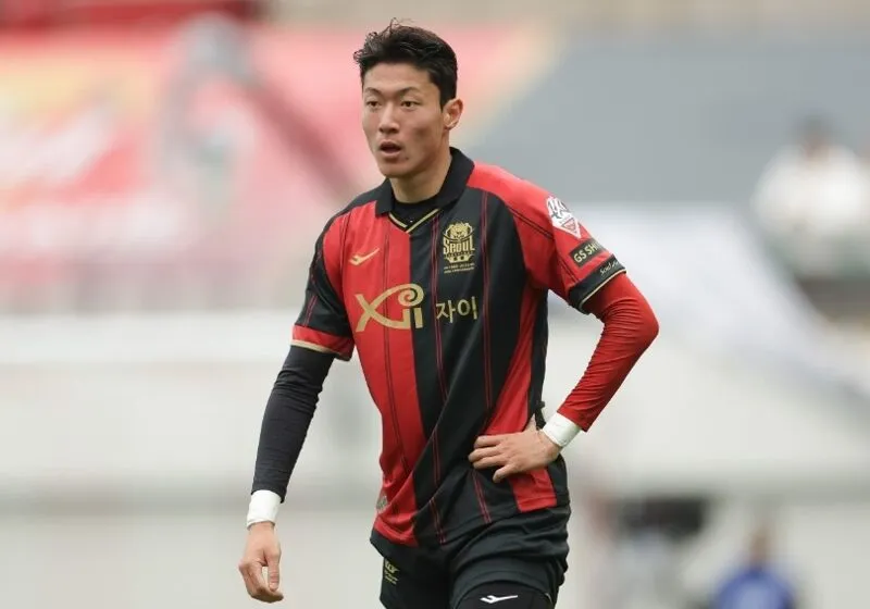 phong cách thi đấu của hwang ui-jo