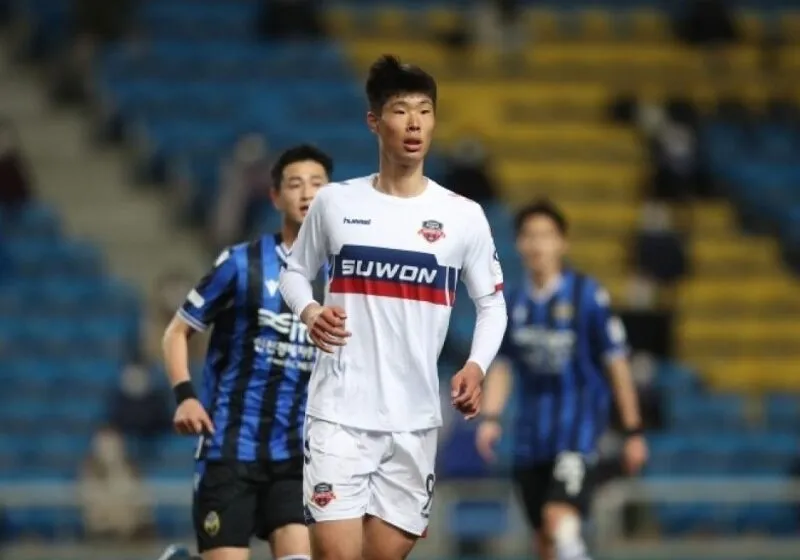 lee young jun là ai