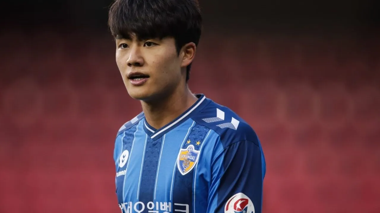 Seol Young-Woo là ai