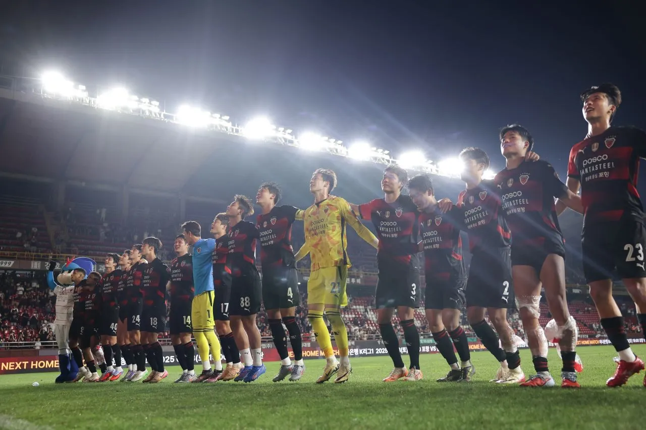 pohang steelers thắng vòng 27 k.league