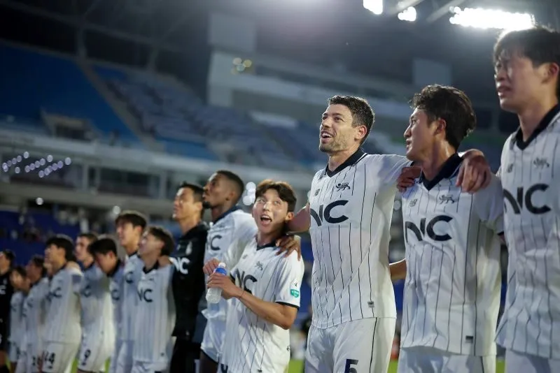 seoul e land vào play off