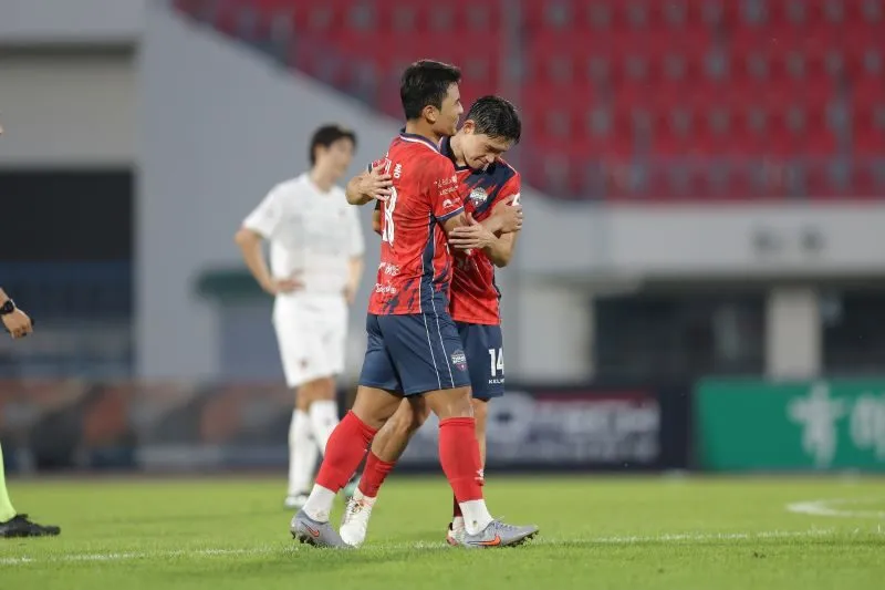 cầu thủ gimcheon sangmu